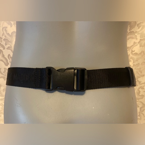 Steve Madden Black Quilted Fanny Pack, 9x6.5, - Picture 6 of 10